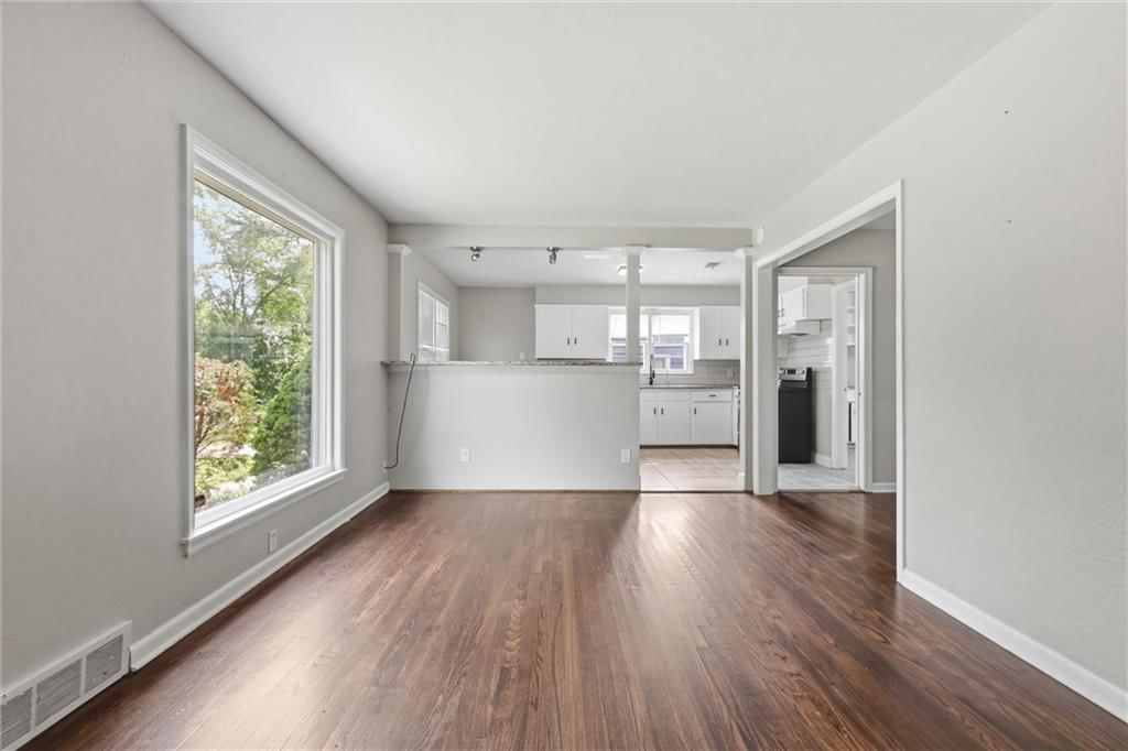 3625 Kimball Avenue — photo 5