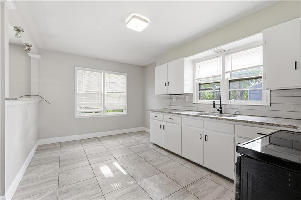 3625 Kimball Avenue — photo 10