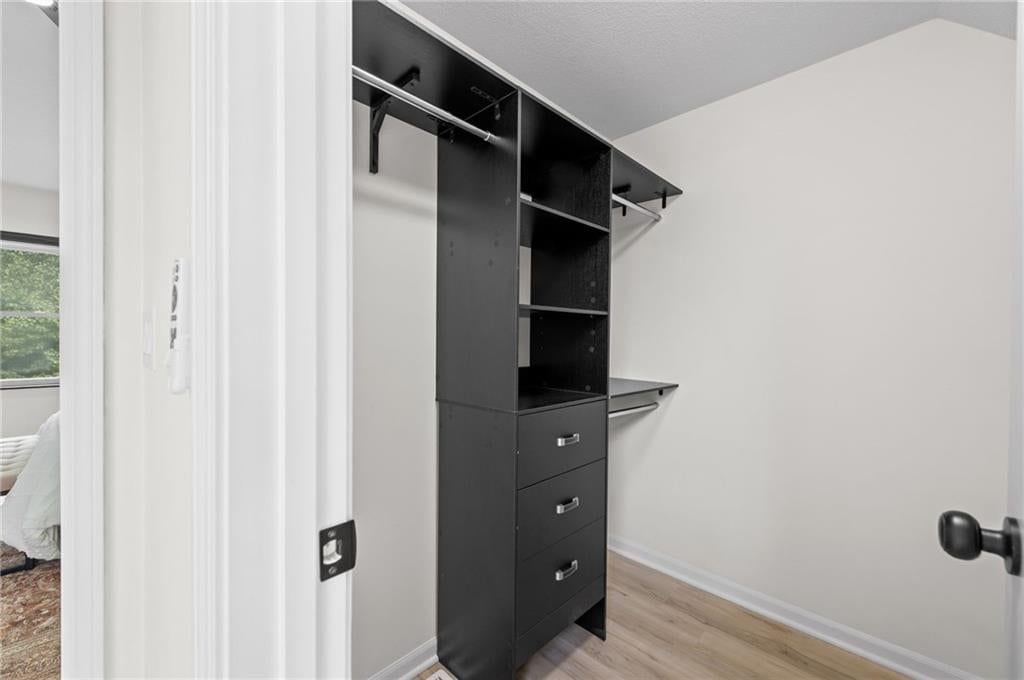 205 Johnston Parkway — photo 36