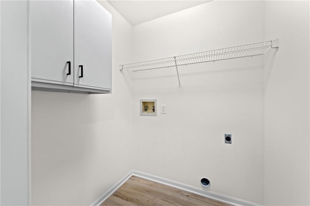 205 Johnston Parkway — photo 38