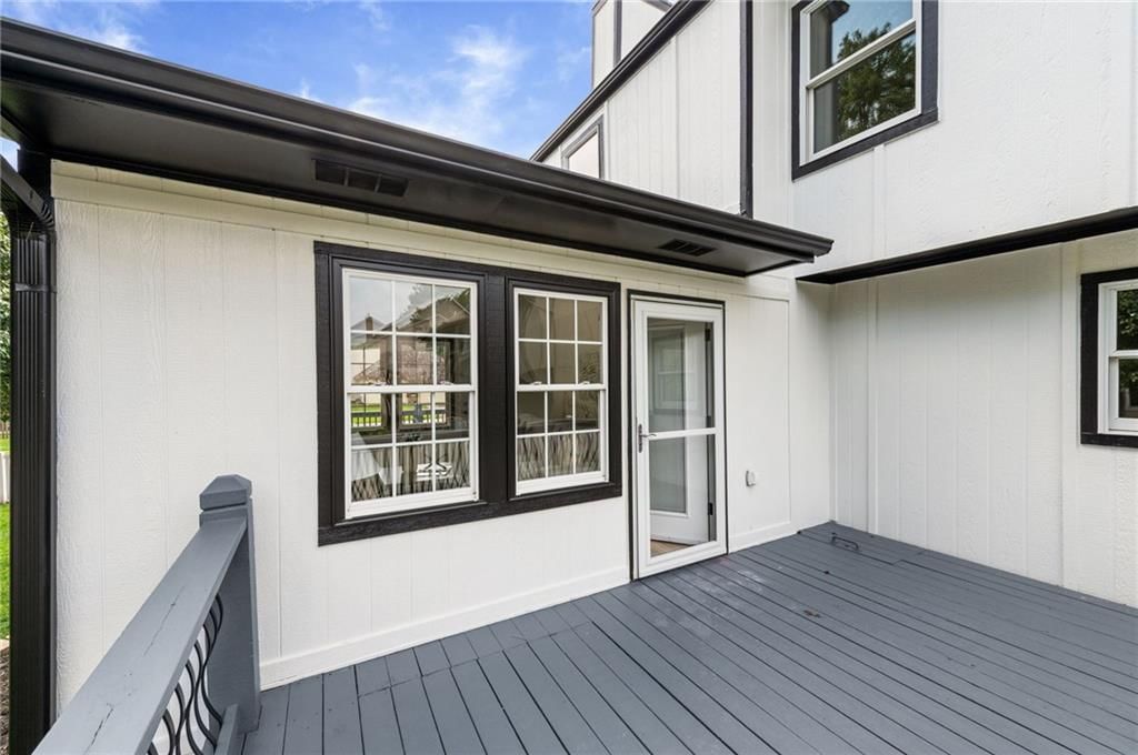 205 Johnston Parkway — photo 40