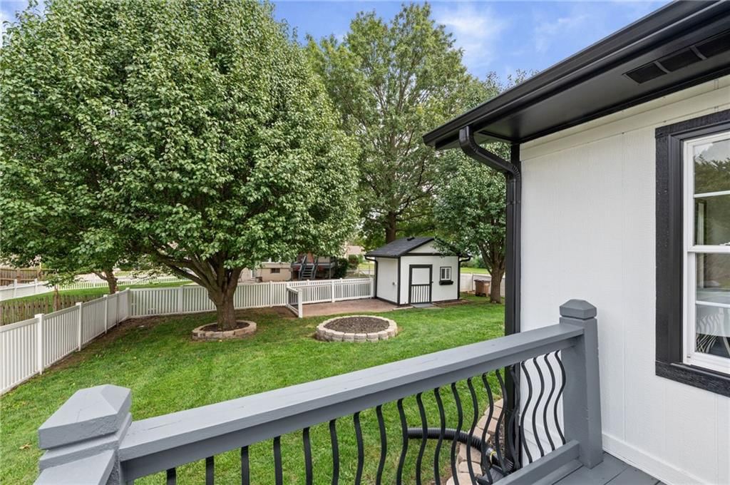 205 Johnston Parkway — photo 41
