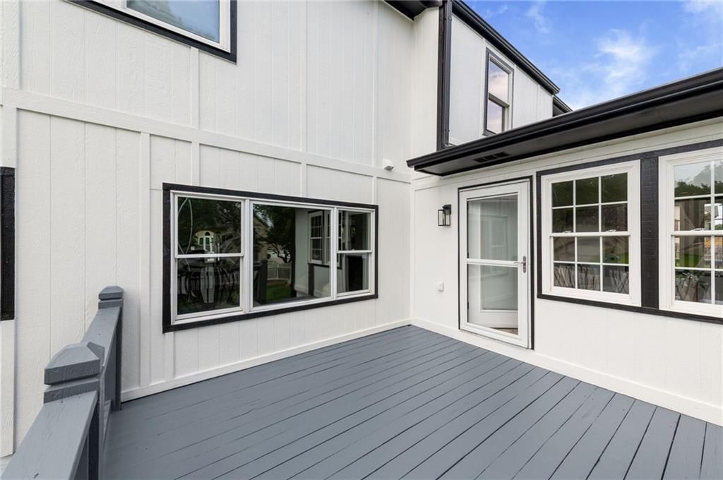 205 Johnston Parkway — photo 43