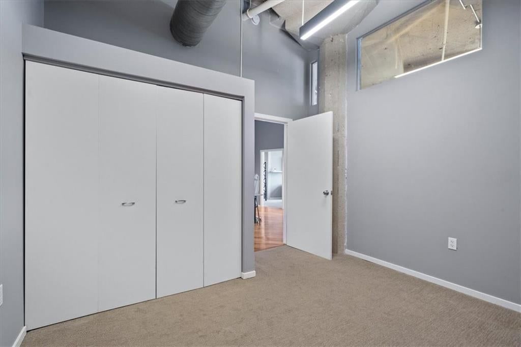 2107 Grand Boulevard — photo 22