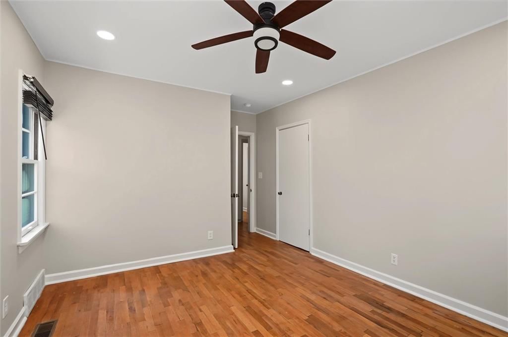 709 Illinois Street — photo 19