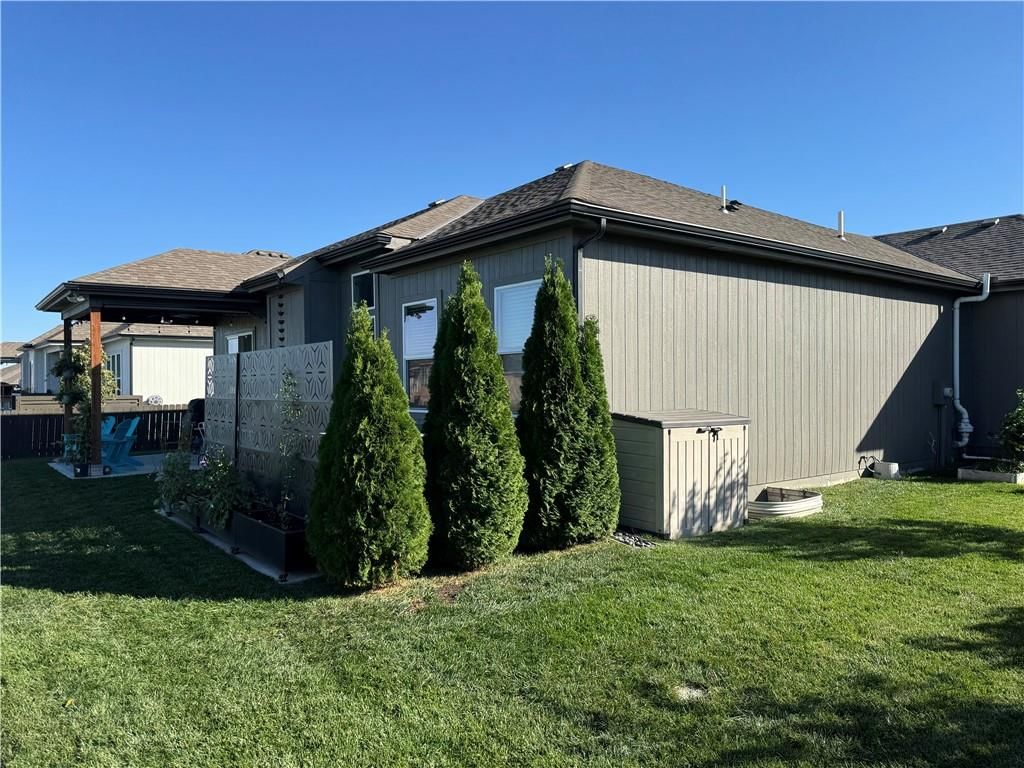 213 SW Davenport Drive — photo 29