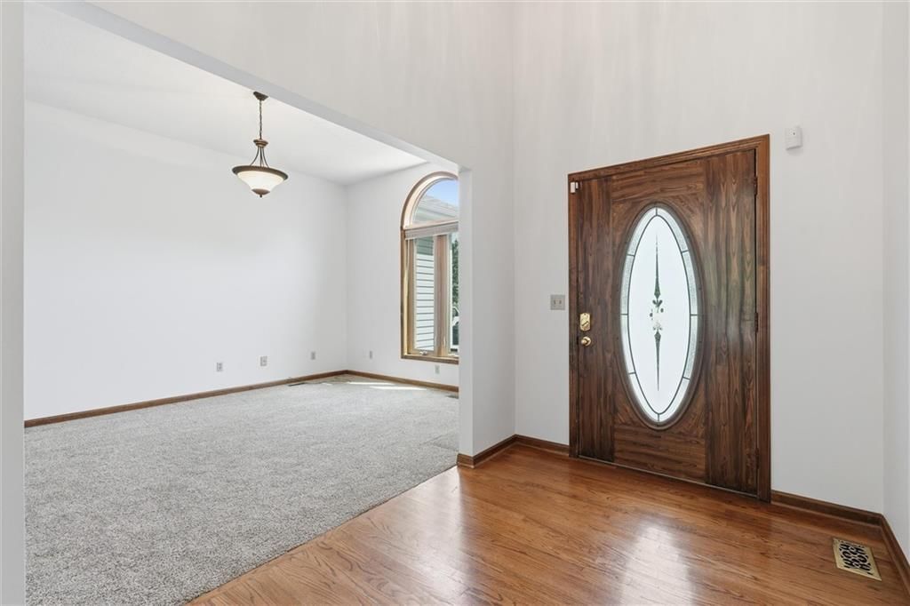 10610 Waverly Road — photo 10