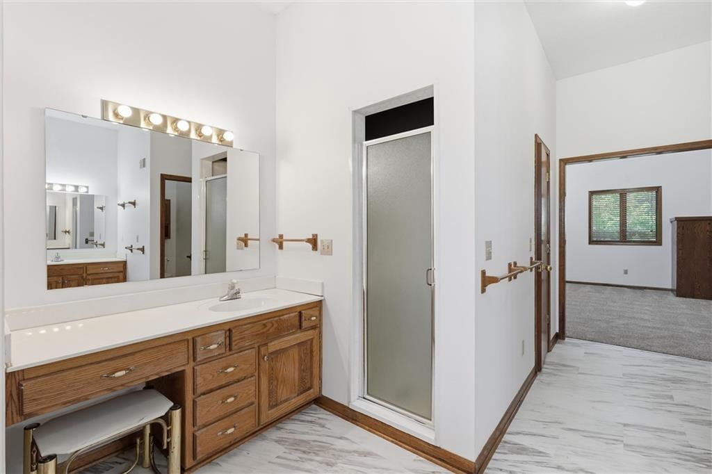 10610 Waverly Road — photo 35