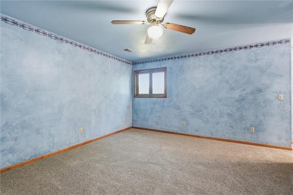 10610 Waverly Road — photo 38