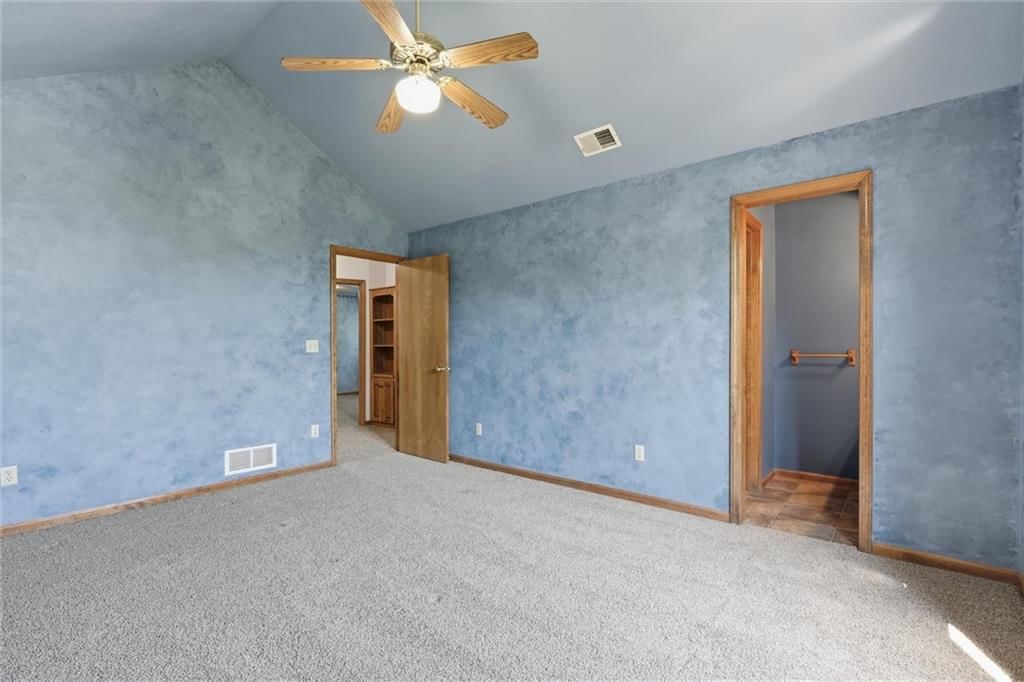 10610 Waverly Road — photo 46