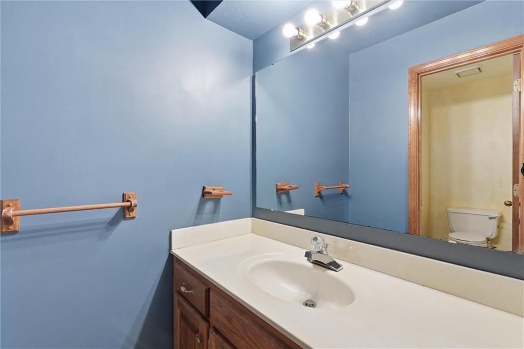 10610 Waverly Road — photo 48