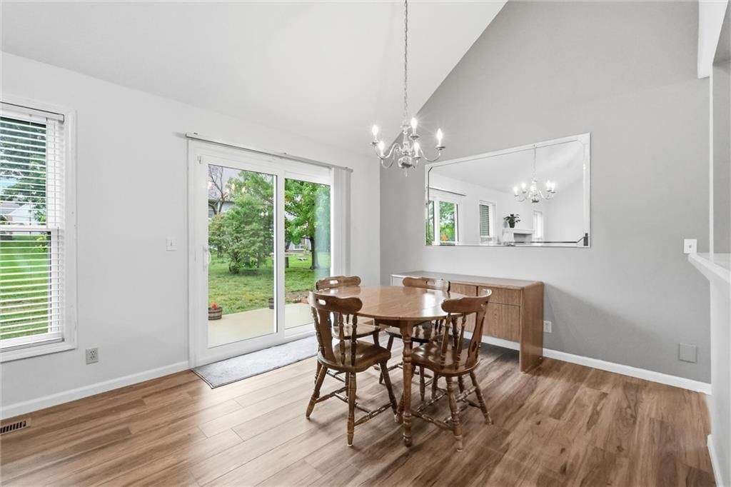 15724 Travis Street — photo 8