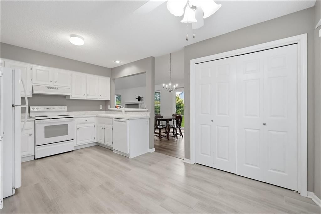 15724 Travis Street — photo 15