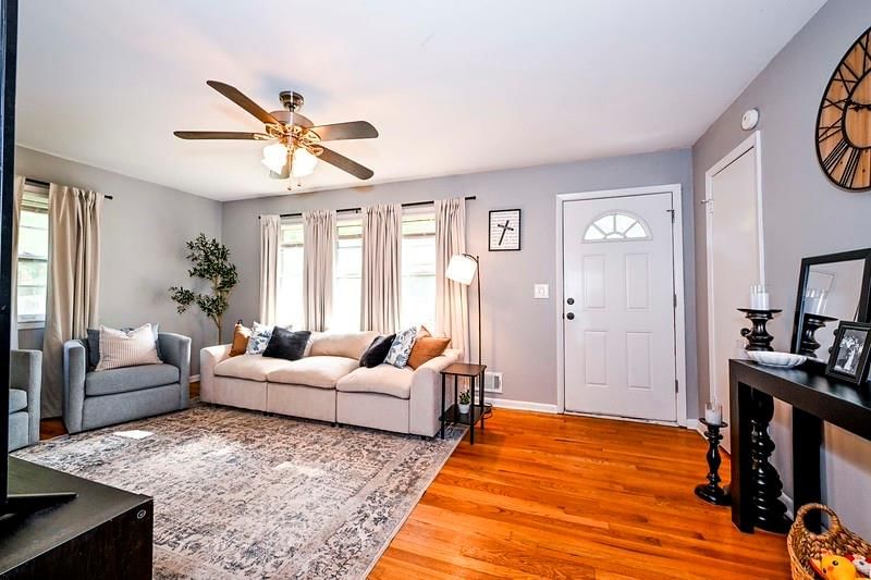 4208 S Osage Street — photo 9