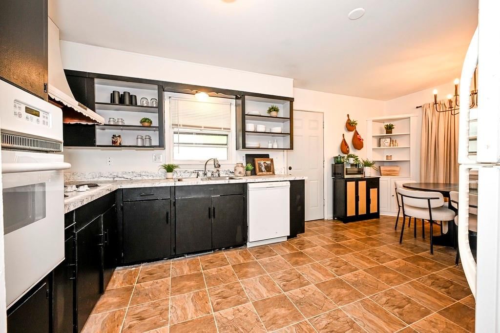 4208 S Osage Street — photo 15