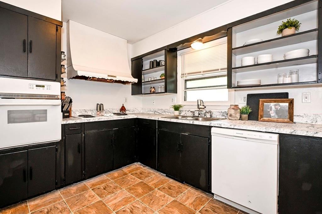 4208 S Osage Street — photo 16