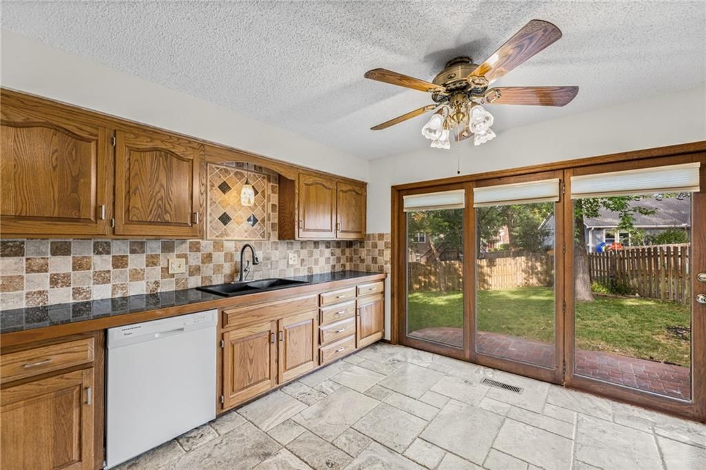 14022 S Cottonwood Drive — photo 12