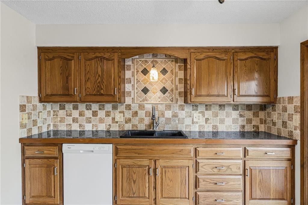 14022 S Cottonwood Drive — photo 16