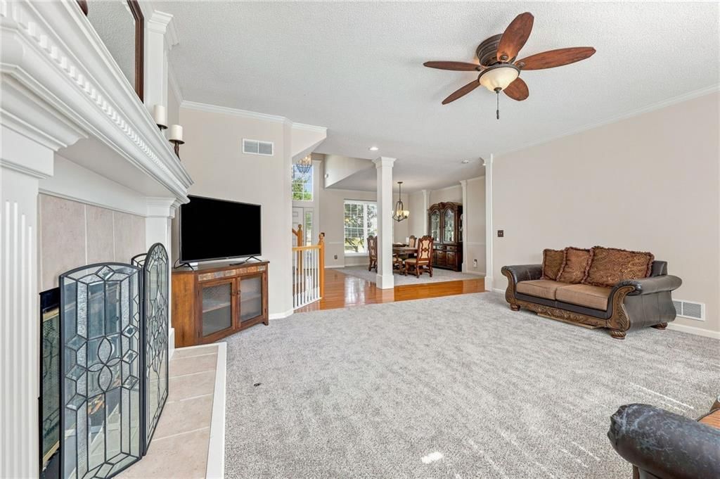 14642 S Hallet Street — photo 38
