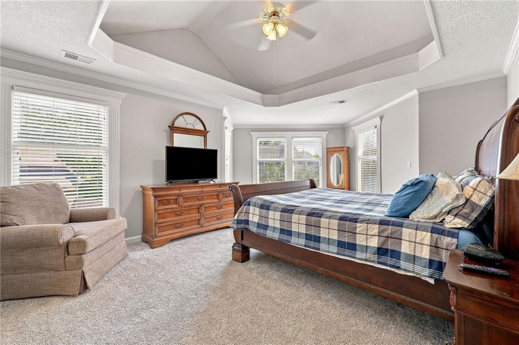 14642 S Hallet Street — photo 41