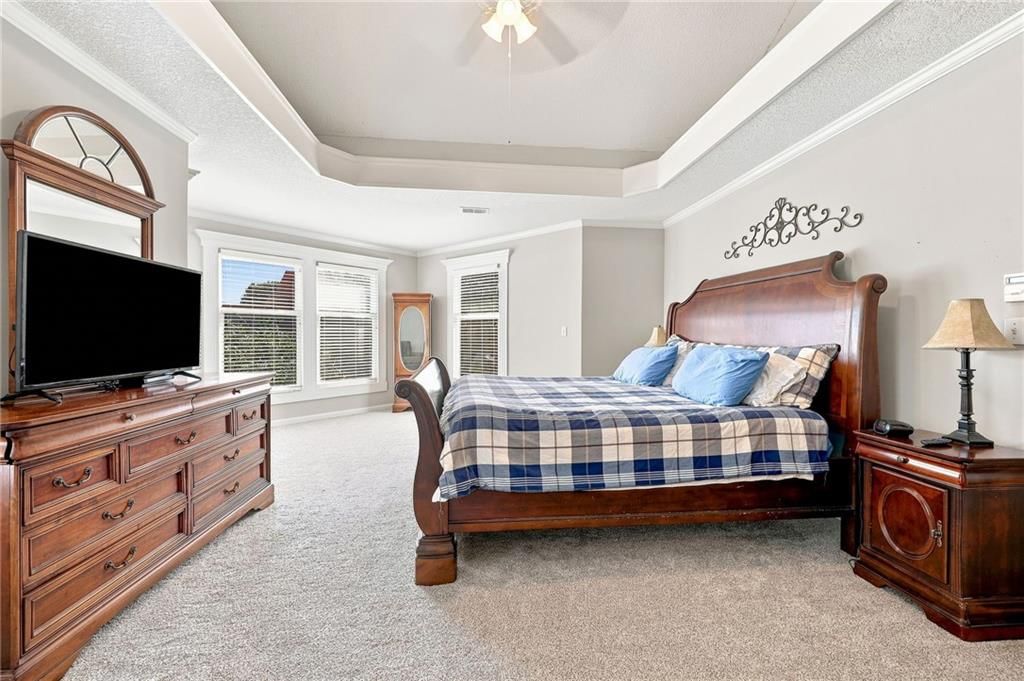 14642 S Hallet Street — photo 43