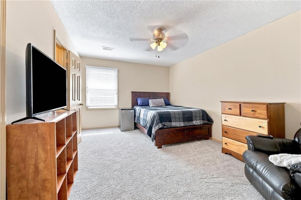 14642 S Hallet Street — photo 49