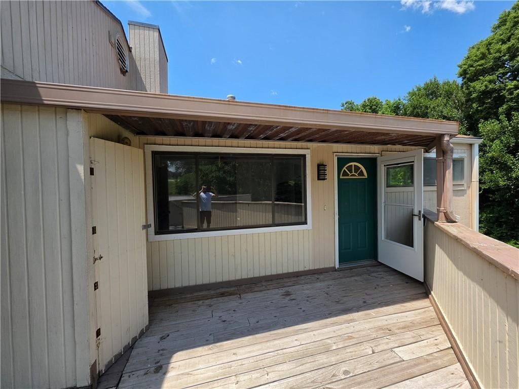 1006 W Maple Avenue — photo 1