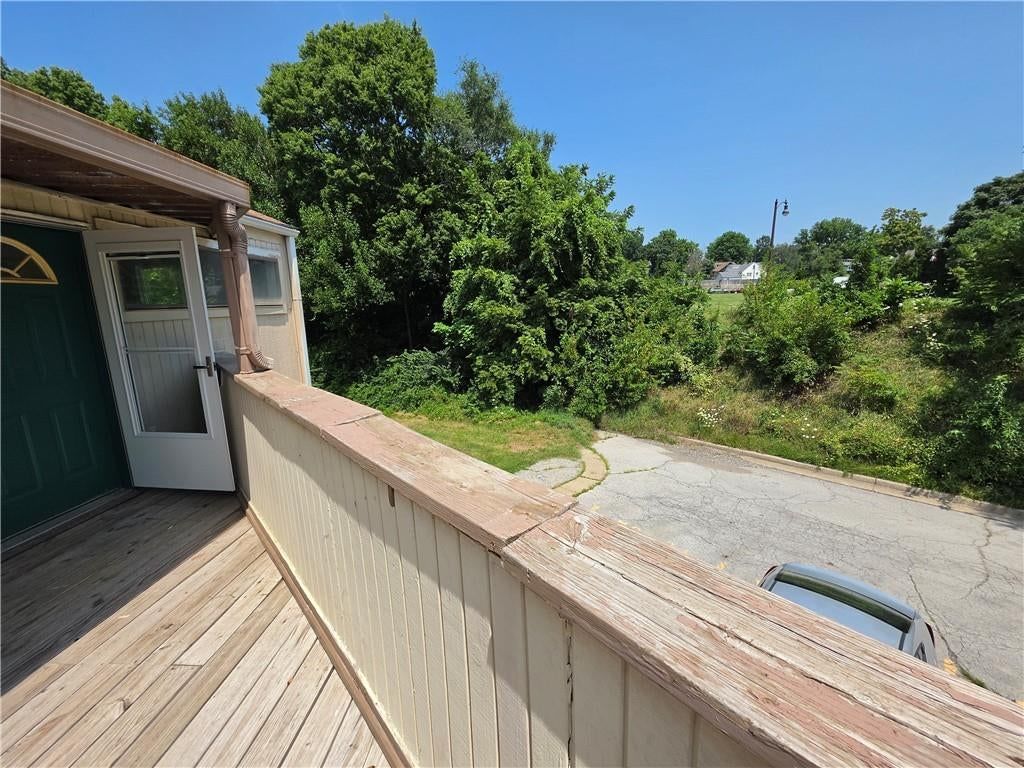 1006 W Maple Avenue — photo 2
