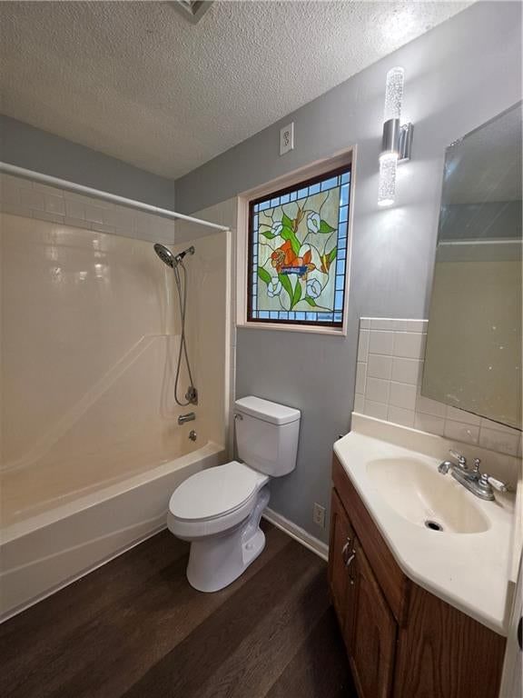 1006 W Maple Avenue — photo 8