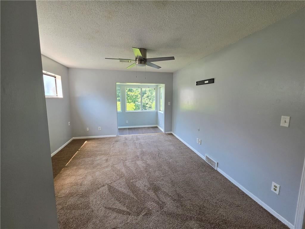 1006 W Maple Avenue — photo 9