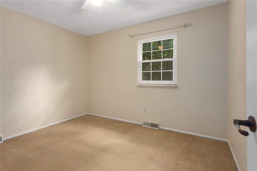 SW Rockwood Street — photo 3