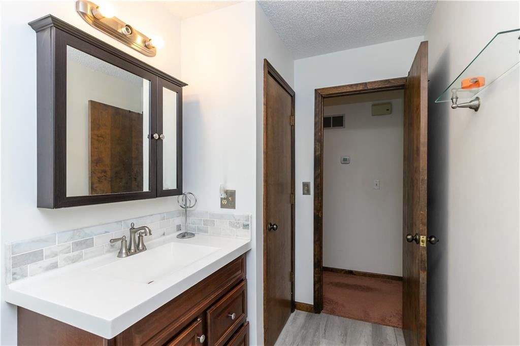 1178 S Delaware Drive — photo 16