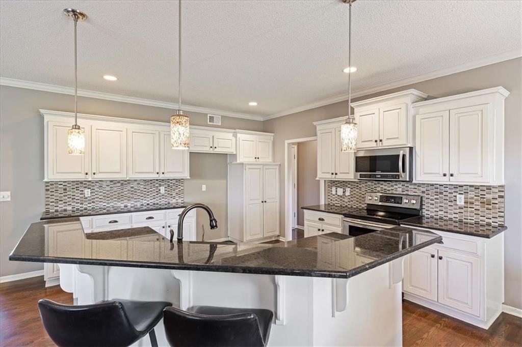 2359 SW Eagle View Drive — photo 7