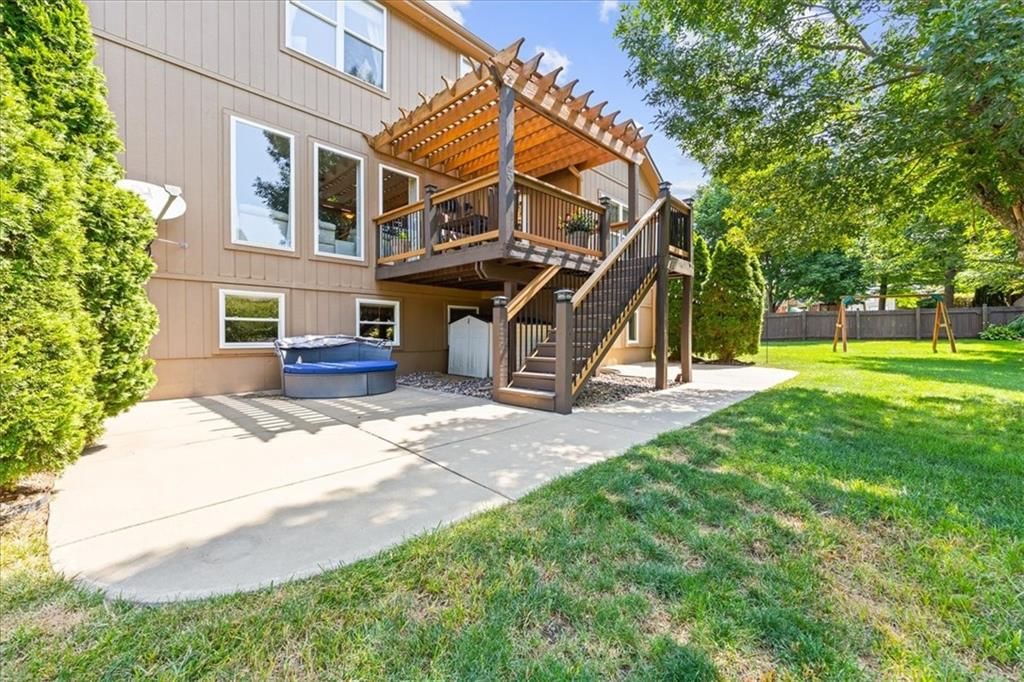 2359 SW Eagle View Drive — photo 31
