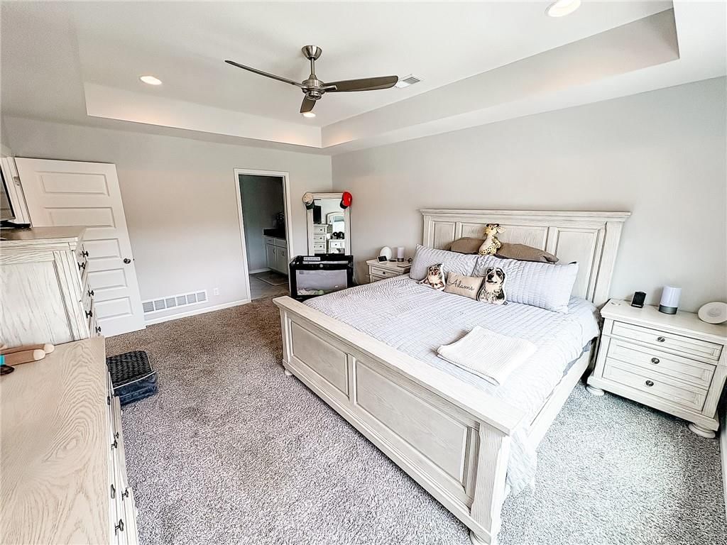 4716 Redwood Street — photo 12