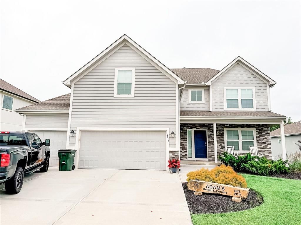 4716 Redwood Street, Leavenworth, KS