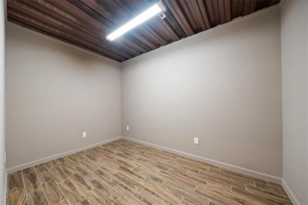 24051 W 121st Street — photo 39