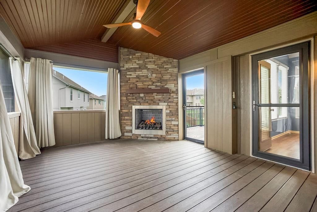 25168 W 150th Terrace — photo 4