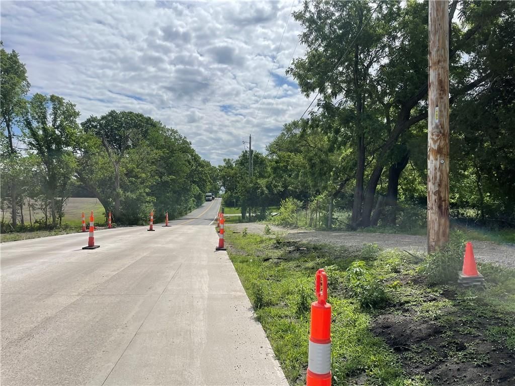 1907 & 1925 Scherer Road — photo 2