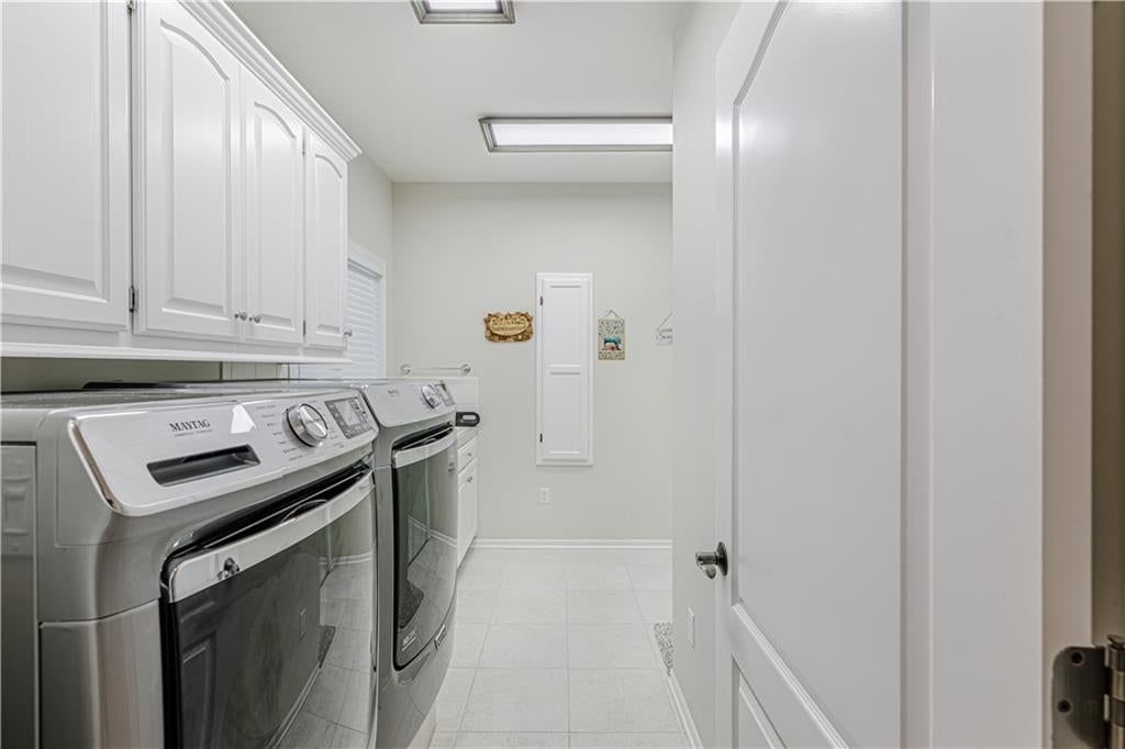 1113 Saxony Court — photo 31