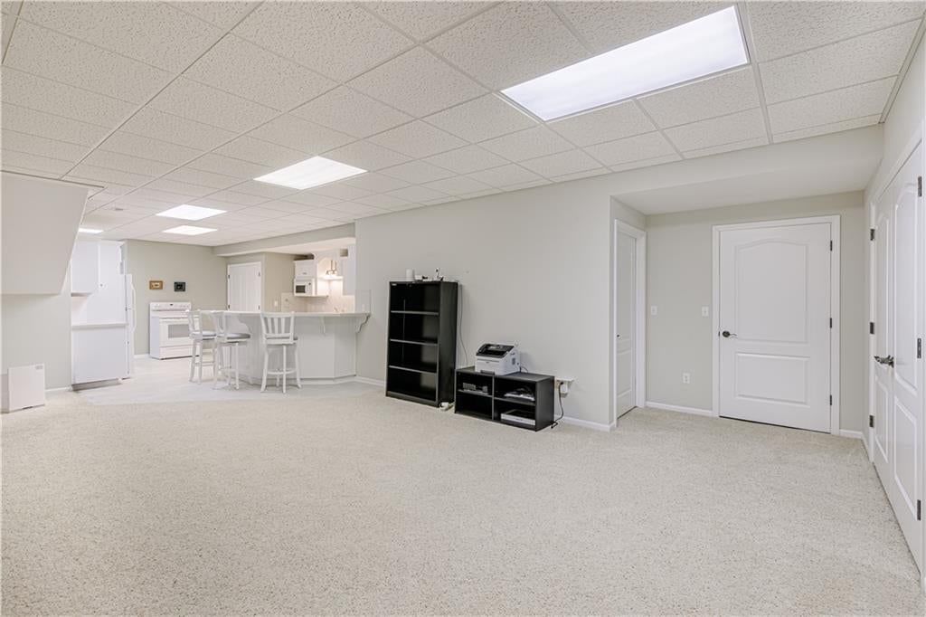 1113 Saxony Court — photo 33