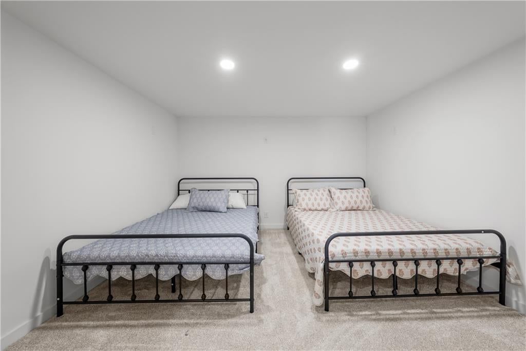 22500 Lakeview Point — photo 37