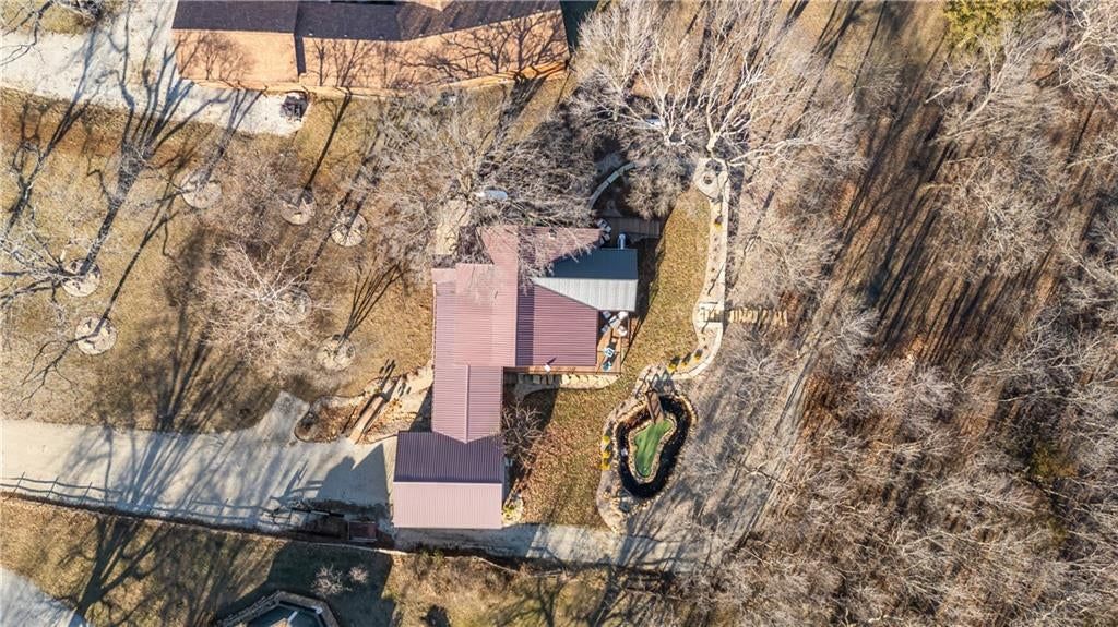 22500 Lakeview Point — photo 45
