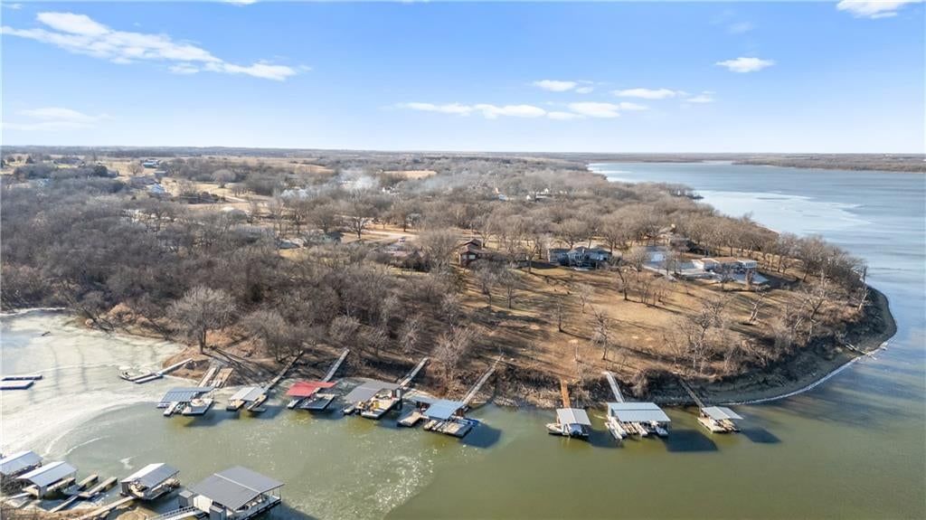 22500 Lakeview Point — photo 52
