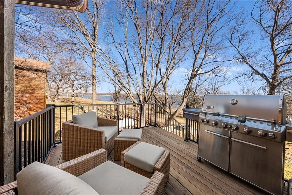22500 Lakeview Point — photo 58