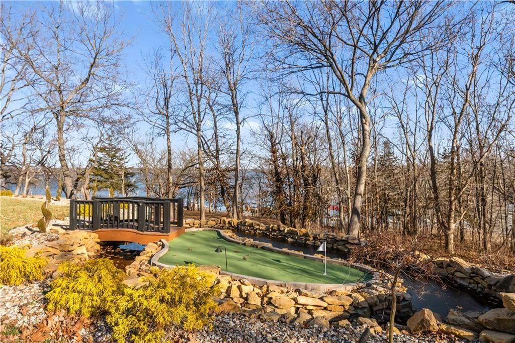 22500 Lakeview Point — photo 59