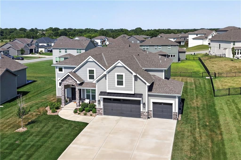 11414 Bluestem Drive — photo 3