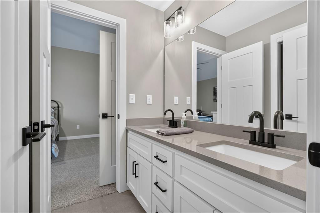 11414 Bluestem Drive — photo 37
