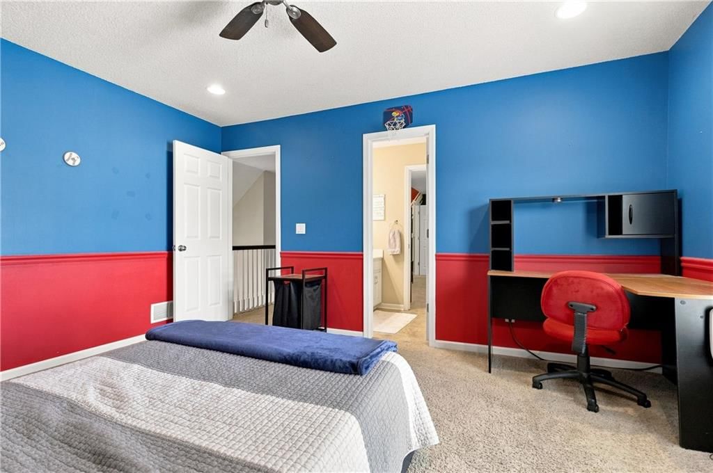 9104 W 131st Terrace — photo 36