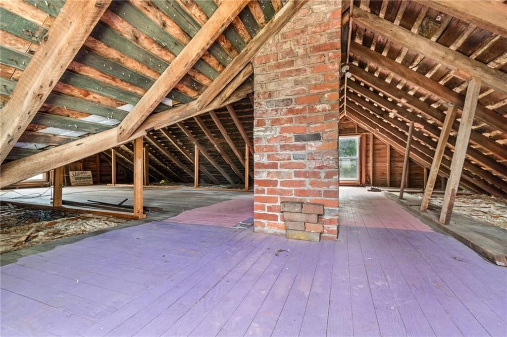 302 W 1st Street — photo 20